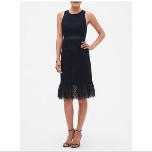 ⛱Banana Republic Lace Midi Dress Navy Blue Size 4